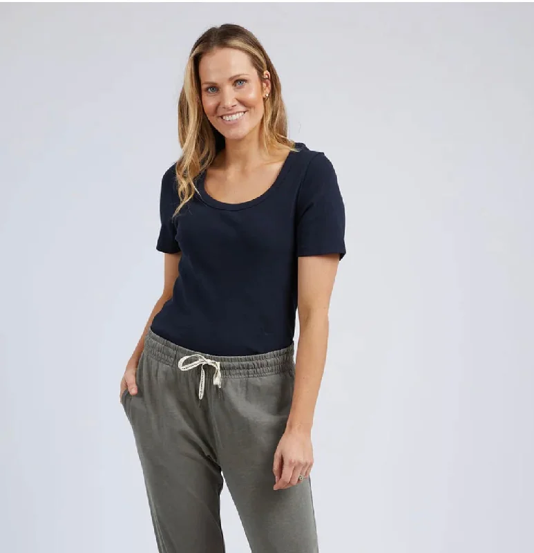 Rib Scoop S/S TeeSlim Fit T-Shirts